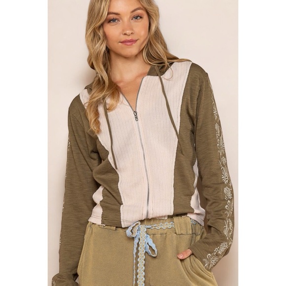 POL Olive & Cream Embroidered Waffle Knit Zip Up Hoodie - Picture 6 of 11